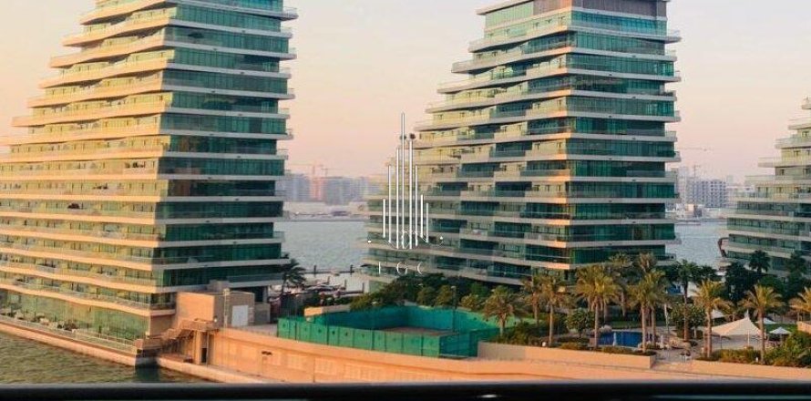 2 غرف نوم شقة في Al Raha Beach, الإمارات العربية المتحدة رقم 24943