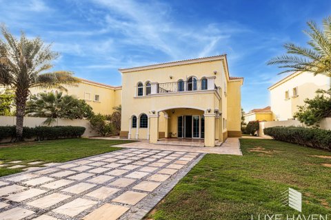 Villa de 3 dormitorios en Legacy, UAE No. 14453 21