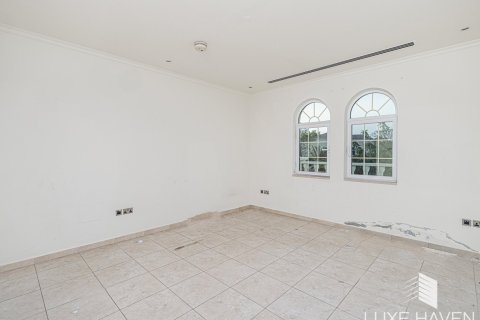 Villa de 3 dormitorios en Legacy, UAE No. 14453 5