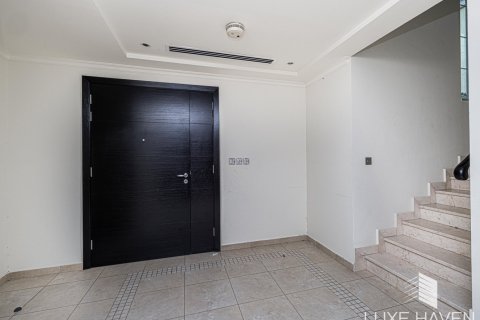 Villa de 3 dormitorios en Legacy, UAE No. 14453 13