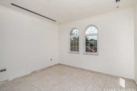 Villa de 3 dormitorios en Legacy, UAE No. 14453 6