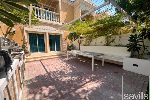 Таунхаус с 2 спальнями в Jumeirah Village Triangle, ОАЭ №214047 14