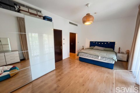 Таунхаус с 2 спальнями в Jumeirah Village Triangle, ОАЭ №214047 7
