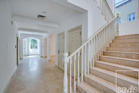 Villa de 4 dormitorios en Jumeirah Golf Estates, UAE No. 214009 3