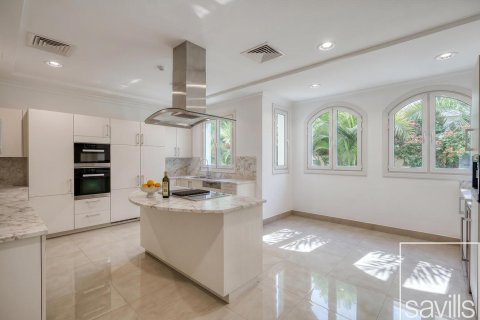 Villa de 4 dormitorios en Jumeirah Golf Estates, UAE No. 214009 5