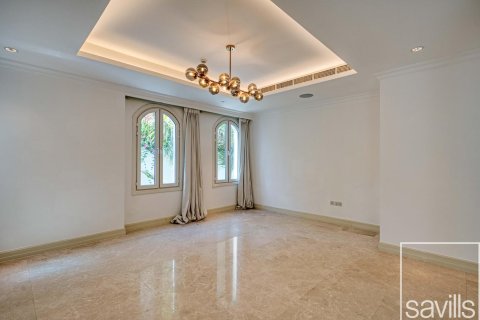 Villa de 4 dormitorios en Jumeirah Golf Estates, UAE No. 214009 4