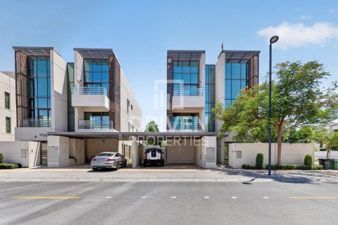 Villa de 6 dormitorios en Meydan, UAE No. 217970 25