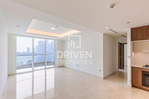 2 bedrooms Apartment in EMAAR Beachfront, UAE No. 212804 5