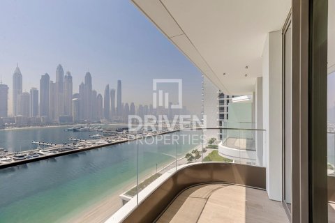 2 bedrooms Apartment in EMAAR Beachfront, UAE No. 212804 20