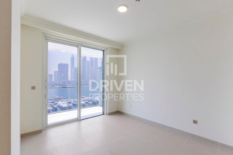 2 bedrooms Apartment in EMAAR Beachfront, UAE No. 212804 6