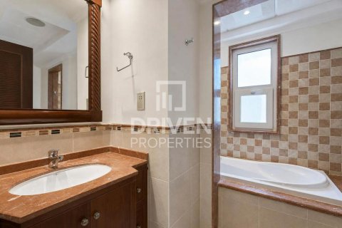 5 bedrooms Villa in Victory Heights, UAE No. 212760 21
