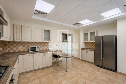 5 bedrooms Villa in Victory Heights, UAE No. 212760 17