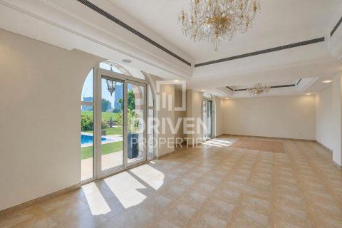 5 bedrooms Villa in Victory Heights, UAE No. 212760