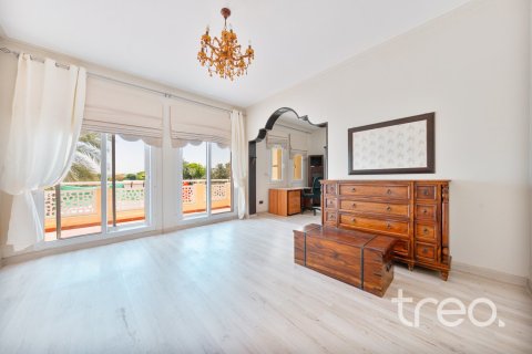 5 bedrooms Villa in Meadows, UAE No. 220759 13