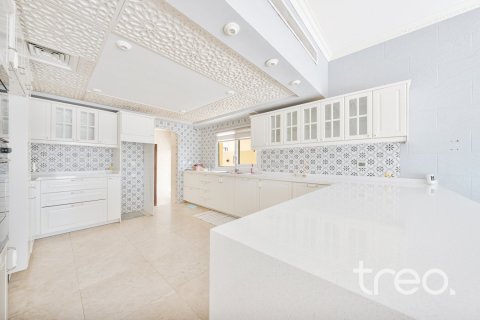 5 bedrooms Villa in Meadows, UAE No. 220759 7
