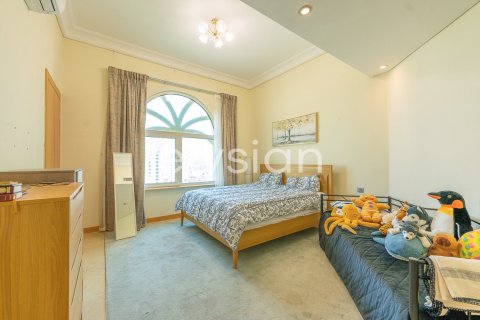 Appartement de 3 chambres à Shoreline Apartments, UAE No. 64938 9