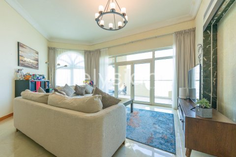 Appartement de 3 chambres à Shoreline Apartments, UAE No. 64938 18