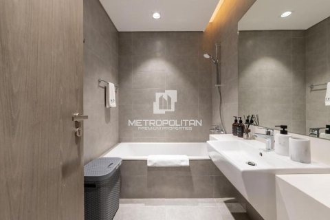 Apartment de 1 dormitorio en District One, UAE No. 130203 12
