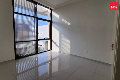 3 bedrooms Townhouse in Dubai, UAE No. 205102 5