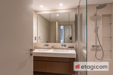 Appartement de 2 chambres à EMAAR Beachfront, UAE No. 72259 21