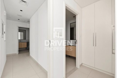 2 bedrooms Apartment in Burj Crown, UAE No. 212532 12
