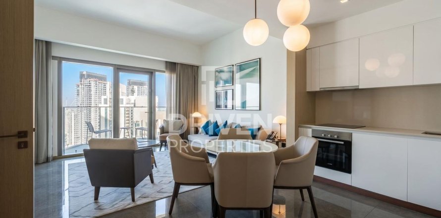 Квартира с 1 спальней в Address Harbour Point, ОАЭ №212901