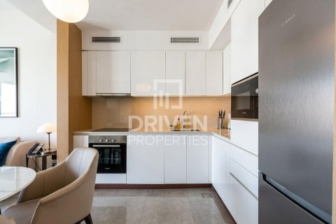Квартира с 1 спальней в Address Harbour Point, ОАЭ №212901 9