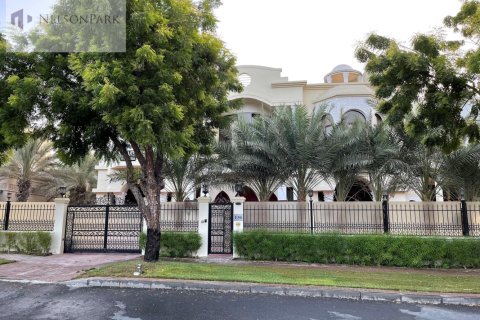 7 bedrooms Villa in Sector E, UAE No. 42262