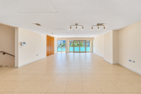 5 bedrooms Townhouse in Al Raha Beach, UAE No. 226459 3