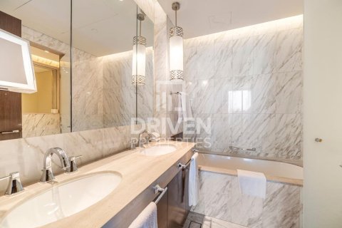 Apartment de 3 dormitorios en The Address Residence Fountain Views, UAE No. 223274 16