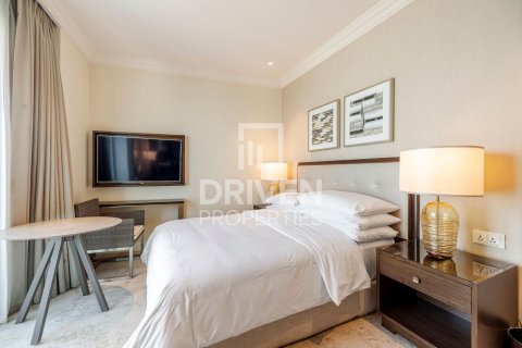 Apartment de 3 dormitorios en The Address Residence Fountain Views, UAE No. 223274 9