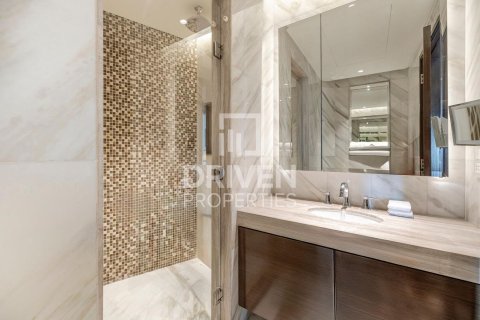 Apartment de 3 dormitorios en The Address Residence Fountain Views, UAE No. 223274 15