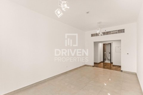Appartement de 2 chambres à Sparkle Towers, UAE No. 218369 4