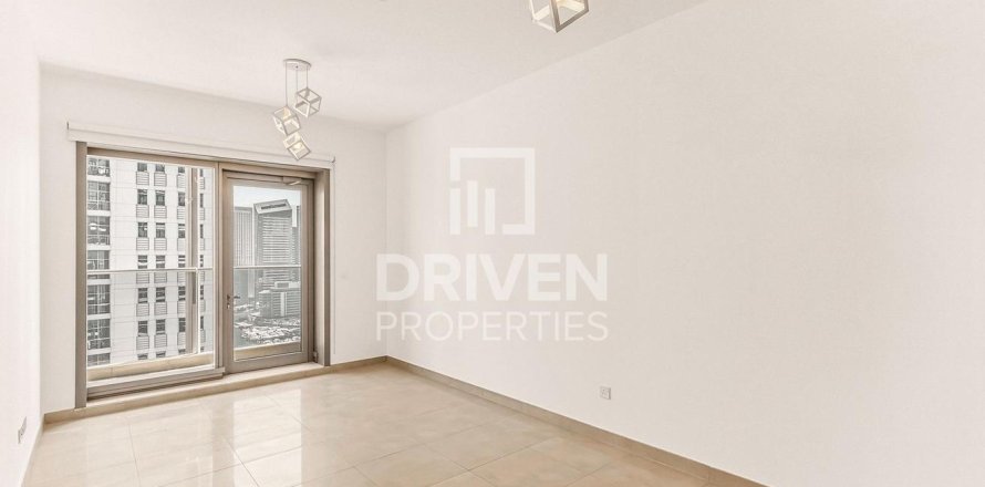 Appartement de 2 chambres à Sparkle Towers, UAE No. 218369