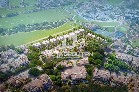 Villa de 5 dormitorios en Jumeirah Golf Estates, UAE No. 77400 9
