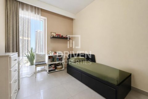 Apartment de 3 dormitorios en Creek Horizon, UAE No. 215207 14