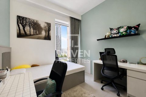 Apartment de 3 dormitorios en Creek Horizon, UAE No. 215207 12