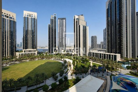 Apartment de 3 dormitorios en Creek Horizon, UAE No. 215207 22