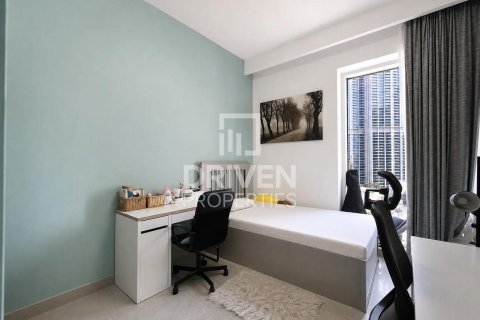 Apartment de 3 dormitorios en Creek Horizon, UAE No. 215207 11