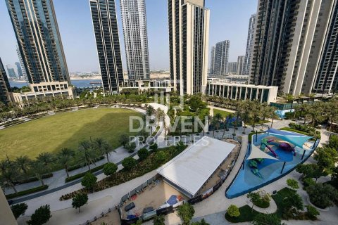 Apartment de 3 dormitorios en Creek Horizon, UAE No. 215207 21