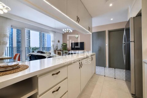 Apartment de 3 dormitorios en Creek Horizon, UAE No. 215207 7