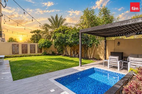 Apartment de 4 dormitorios en Al Barsha, UAE No. 213273 14