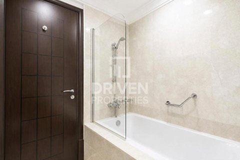 Appartement de 2 chambres à The Crescent, UAE No. 218124 10