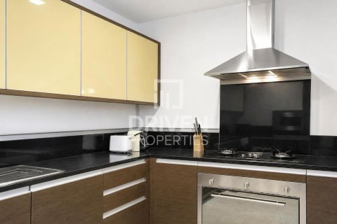 Appartement de 2 chambres à The Crescent, UAE No. 218124 8