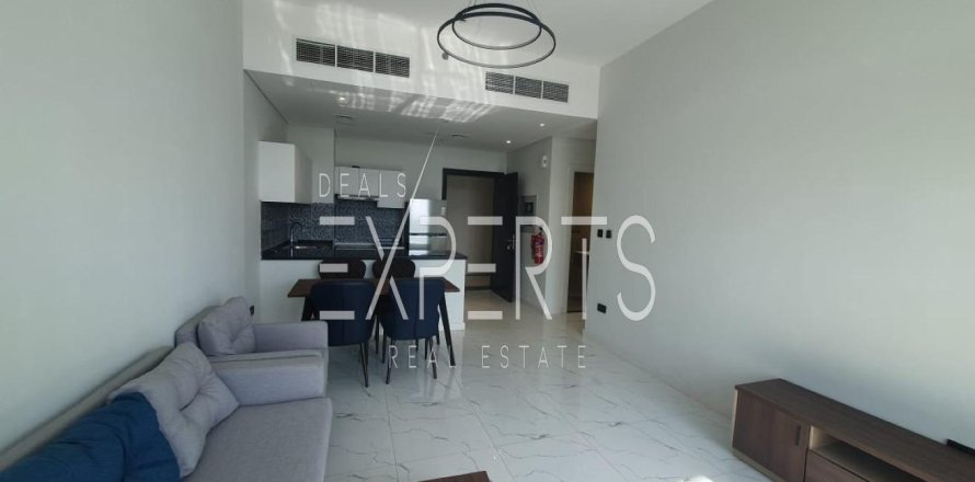 Apartment de 2 dormitorios en Masdar City, UAE No. 224177