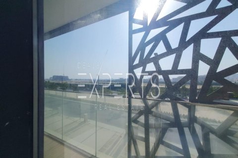 Apartment de 2 dormitorios en Masdar City, UAE No. 224177 12