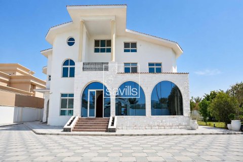 7 bedrooms Villa in Khalifa City, UAE No. 222629