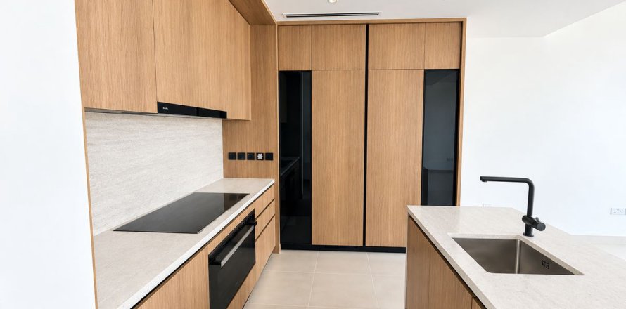 3 bedrooms Townhouse in Dubai, UAE No. 159807