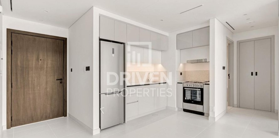 1 bedroom Apartment in EMAAR Beachfront, UAE No. 212753