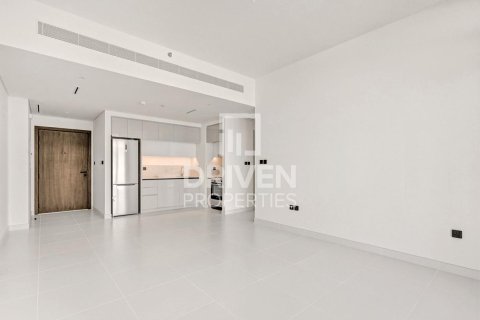 1 bedroom Apartment in EMAAR Beachfront, UAE No. 212753 4